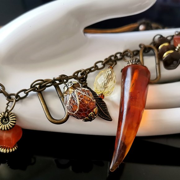 VINTAGE Hand made Earth Tone Resin Beaded Necklace with accent charms - Picture 5 of 6